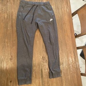 Nike Grey Jogging/Sweatpants